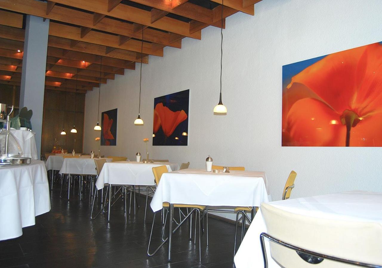 Hotel Central Gottingen Bagian luar foto